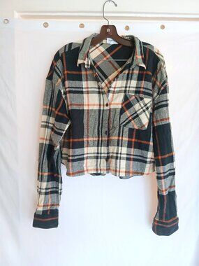 Weekends Everyday Cropped Plaid Flannel Button-Up Top Shirt L Rustic Streetwear
